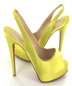 Escarpins CHRISTIAN LOUBOUTIN satin jaune