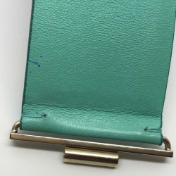 Manchette CHANEL cuir lisse vert clair