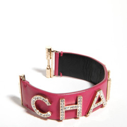 Bracelet CHANEL cuir rose et strass