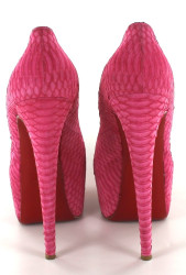 Escarpins CHRISTIAN LOUBOUTIN dafodile en python rose T 40