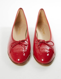 Ballerines T 39.5 CHANEL cuir verni rouge