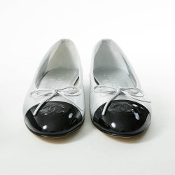 Ballerines T38.5 CHANEL Bicolores argent noir