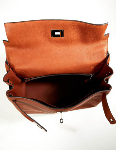 Kelly 40 HERMES cuir grainé fauve