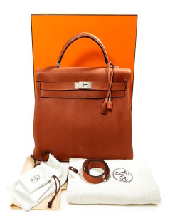 Kelly 40 HERMES cuir grainé fauve