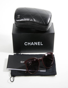 Lunettes de soleil CHANEL 