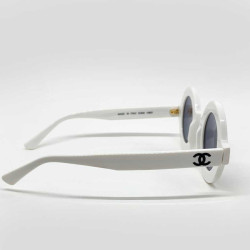 Lunettes de soleil CHANEL "C H A N E  L. P A R I S"