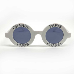 Lunettes de soleil CHANEL "C H A N E  L. P A R I S"