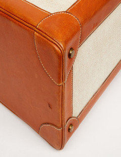 HERMES Vintage travel case in leather and canvas