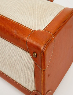 HERMES Vintage travel case in leather and canvas