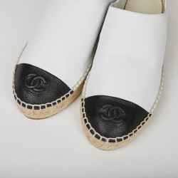 Espadrilles CHANEL T38 cuir blanc