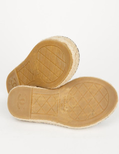 Espadrilles T36 cuir beige CHANEL