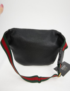 Ceinture banane Gucci noir grainé