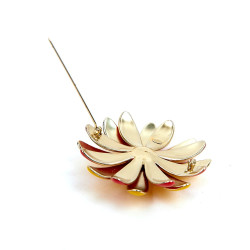 CHANEL broche Paris-Cuba Marguerite