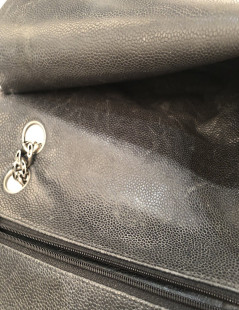 Sac à main 2.55 CHANEL  Mademoiselle cuir caviar