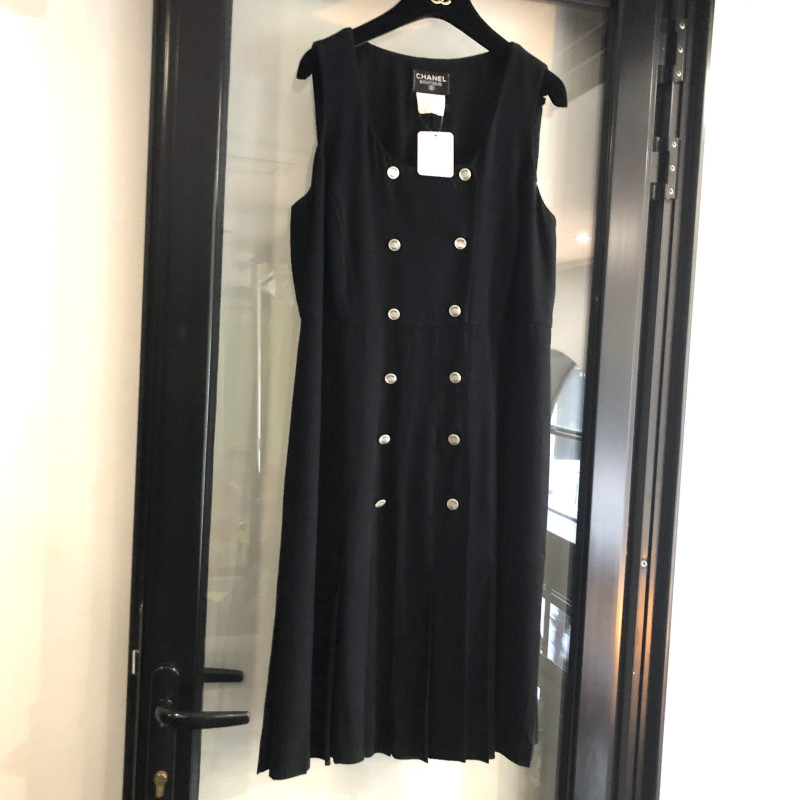 Robe t 40 CHANEL plissée noire