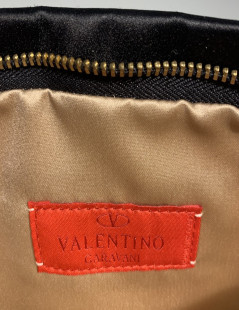 Pochette VALENTINO soie noire