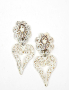 GOOSSENS heart pendant clip-on earrings