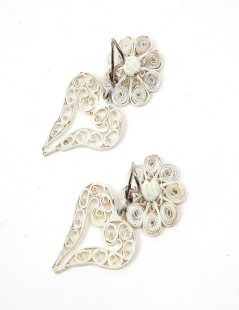 GOOSSENS heart pendant clip-on earrings