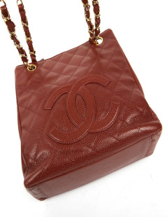 CHANEL 1990 cuir caviar