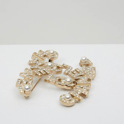 CHANEL Large CC Brooch in Gilt Metal, Pearls and Rhinestones