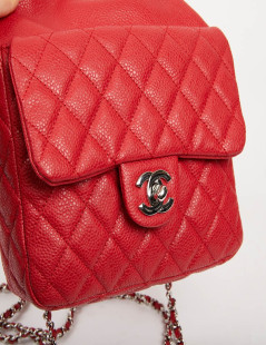 Sac à dos CHANEL grainé rouge 