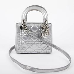 Mini Lady DIOR en cuir argent 