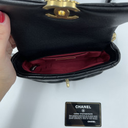 Ceinture sac CHANEL 19