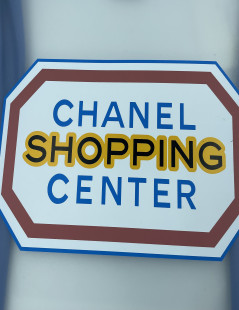 CHANEL Tote Bag Shopping Center