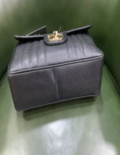 CHANEL Jumbo bag in black grained leather