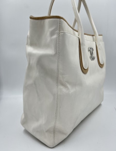 CHANEL Beige Tote Bag in Leather