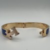 Bracelet clic clac HERMES PM émail bleu