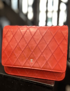 Wallet on chain CHANEL rouge