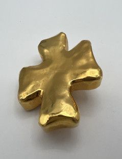 CHRISTIAN LACROIX vintage gilded cross brooch