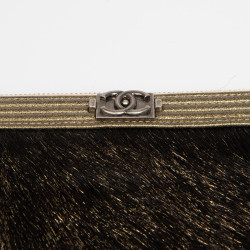 Pochette CHANEL poils brillants dorés 