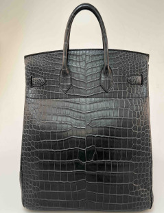 HERMES HAC 40 bag in black crocodile leather