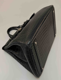 HERMES HAC 40 bag in black crocodile leather