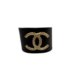 Bracelet CHANEL cuir CC doré