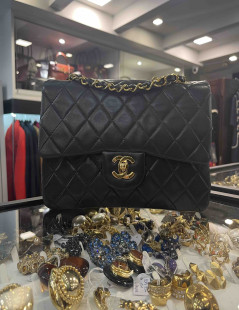 Sac CHANEL vintage classique noir