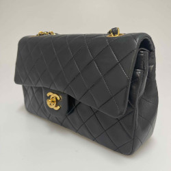 Sac CHANEL vintage classique noir