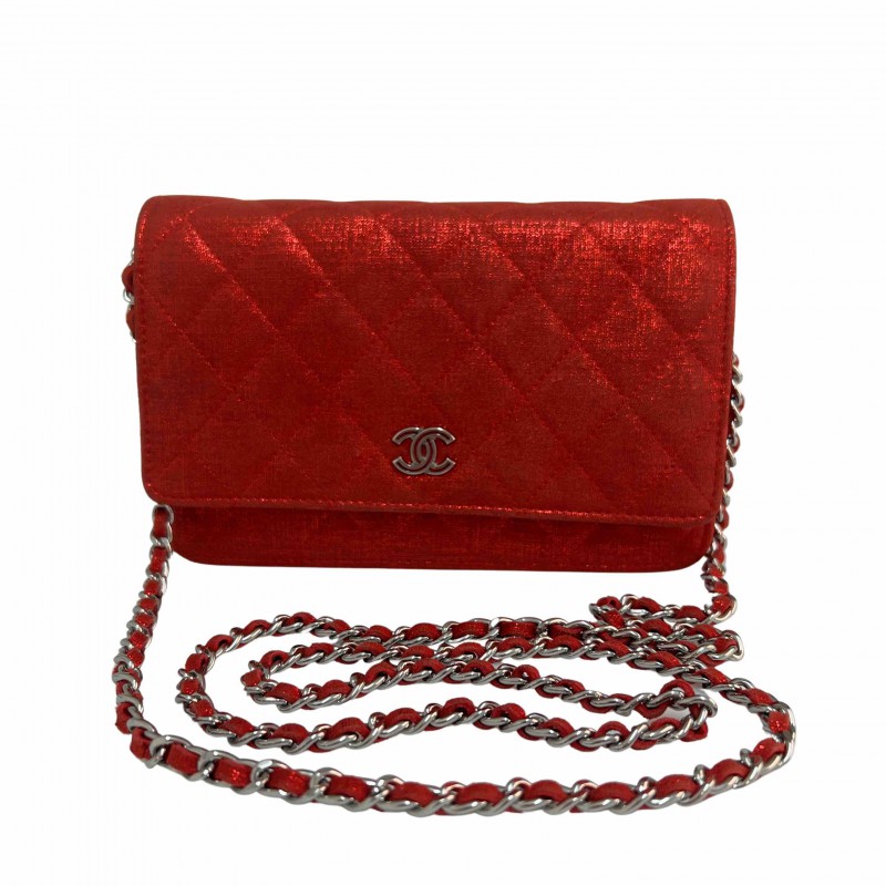 Shop CHANEL CHAIN WALLET 201718FW Classic Wallet On Chain AP0250 Y01480  C3906 by NoelsStyle  BUYMA