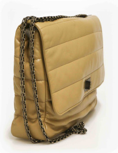 CHANEL beige bag 2.55 clasp