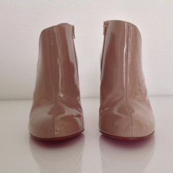 boots  CHRISTIAN LOUBOUTIN cuir verni T38