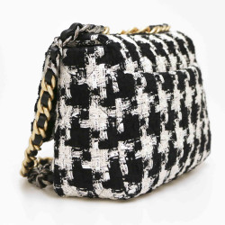 Sac 19 CHANEL Tweed noir et blanc