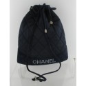 Sac seau bleu marine soie CHANEL