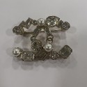 Broche CHANEL strass perles