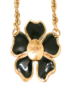 Collier camélia noir MARGUERITE DE VALOIS