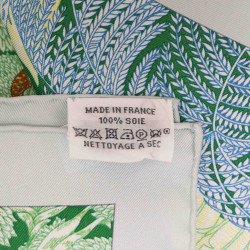 Carré HERMES Faubourg Tropical soie