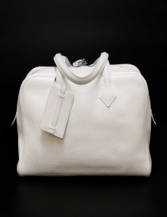  HERMES Victoria bag, white baby bull leather