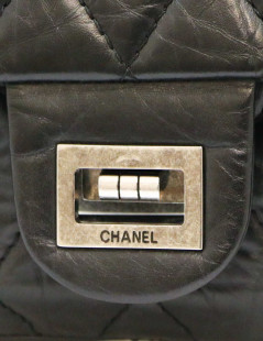 CHANEL Maxi 2.55 bag crumpled black calfskin leather