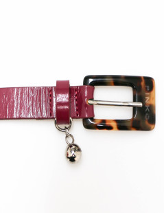 Ceinture fine PINKO cuir verni et boucle facon écaille